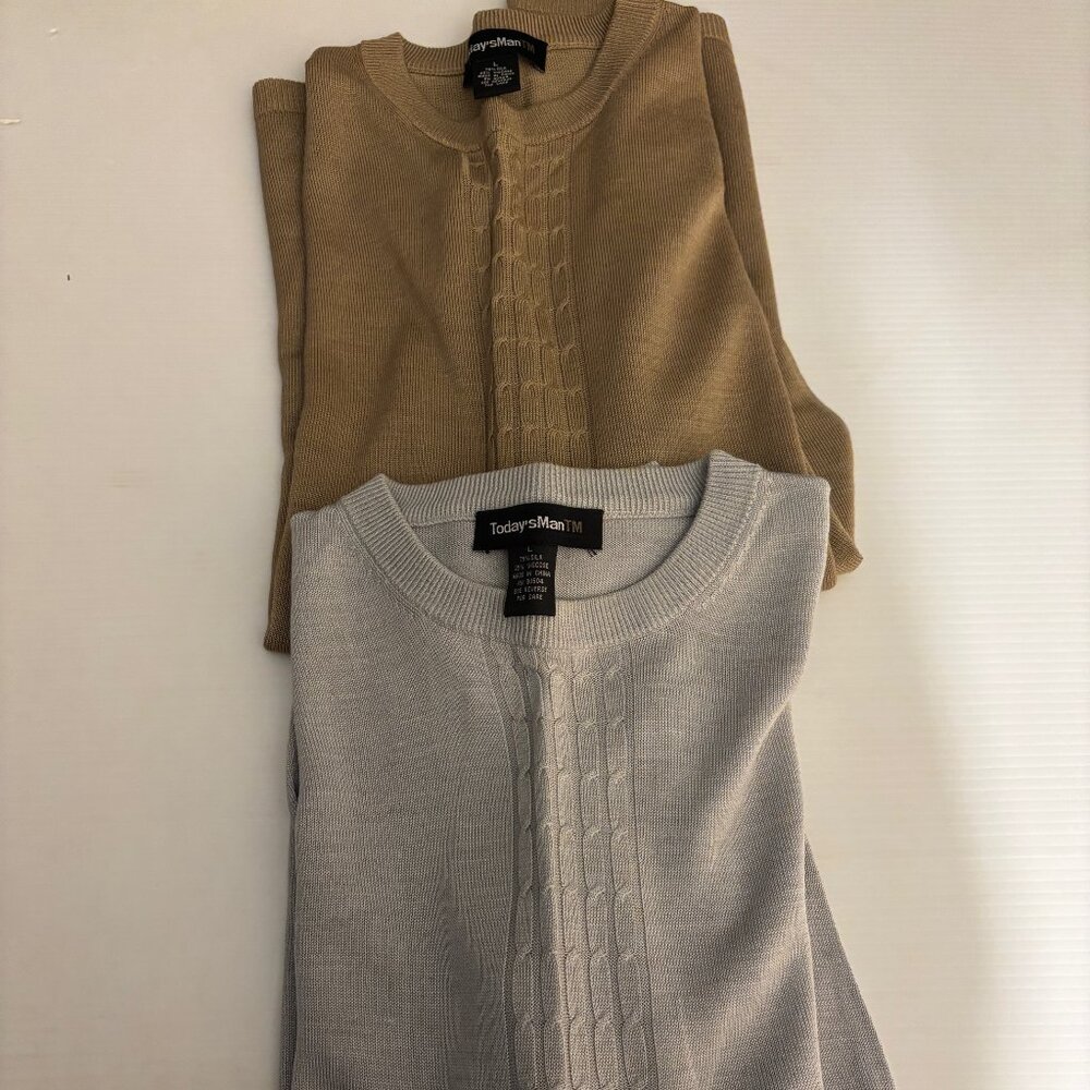 Today's Man Men's Lightweight Sweaters 2pcs. Size L